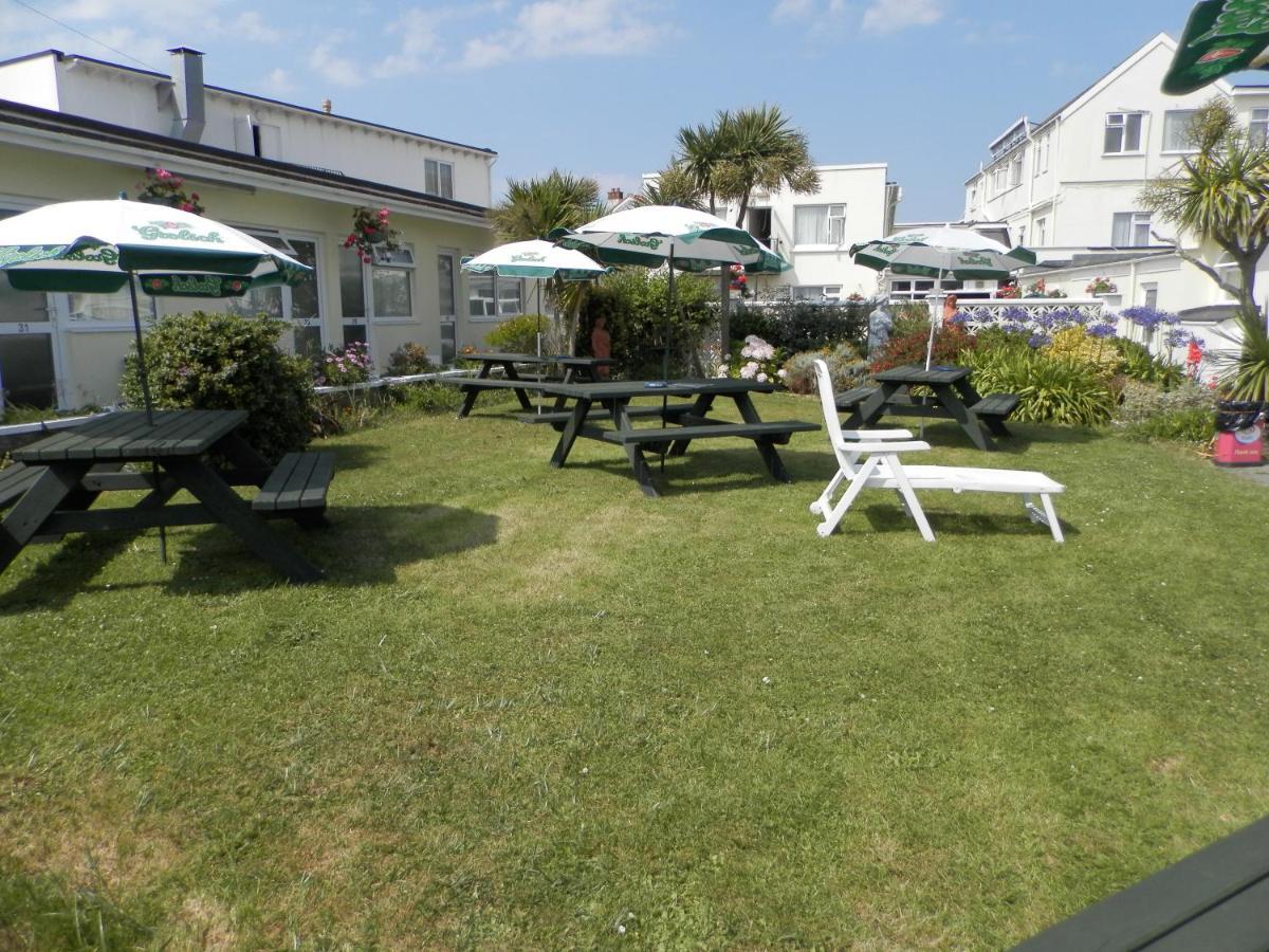 Wayside Cheer Hotel Castel Exteriör bild